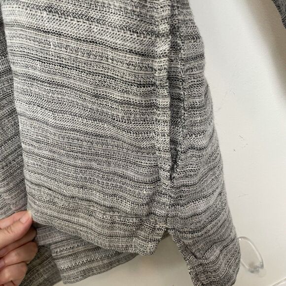 J. Jill Sz Medium Gray Pure Linen Pullover Henley Blouse Pockets Lagenlook - Picture 9 of 12